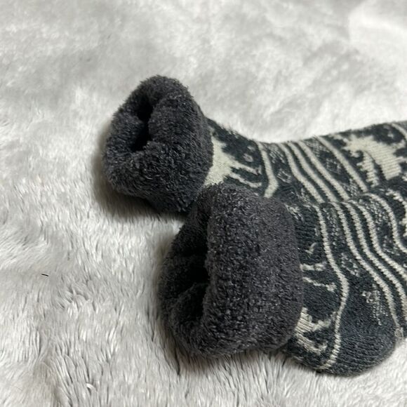Fuzzy Winter Socks  - Picture 4 of 4